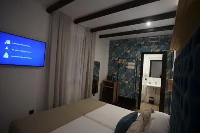 Hostal Rural Santa Habitaciones Aldea del Rocío — 写真 12