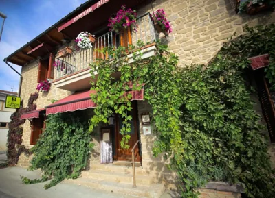 Hostal Rural Txapi Txuri Logis Hotels — Foto 5