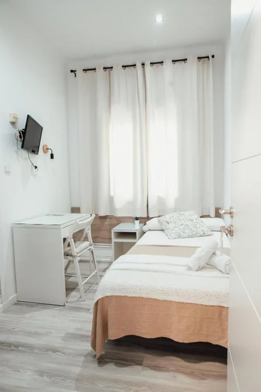 Quarto Individual — Hostal Ruta de Francia