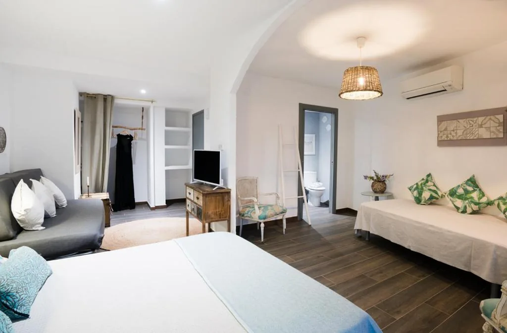 Hostal Sa Malica