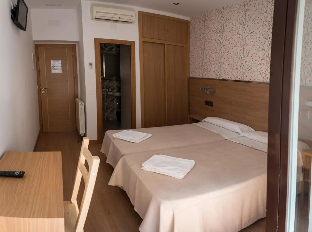 Zweibettzimmer — Hostal San Antonio