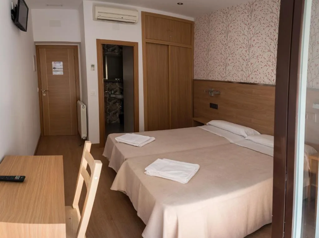 Zweibettzimmer — Hostal San Antonio