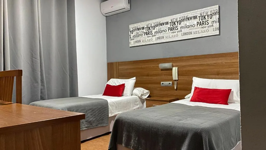 ツインルーム — Hostal San Francisco