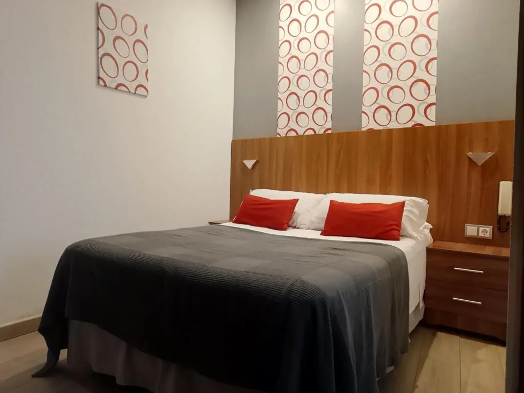 ダブルルーム — Hostal San Francisco