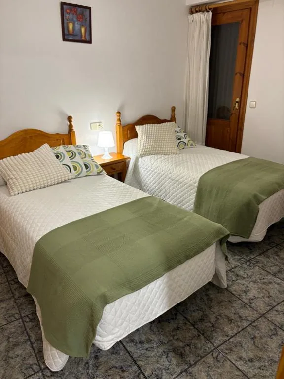 ダブルルーム — Hostal San José Naval