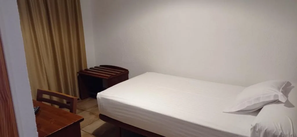 Habitación Individual — Hostal San Juan