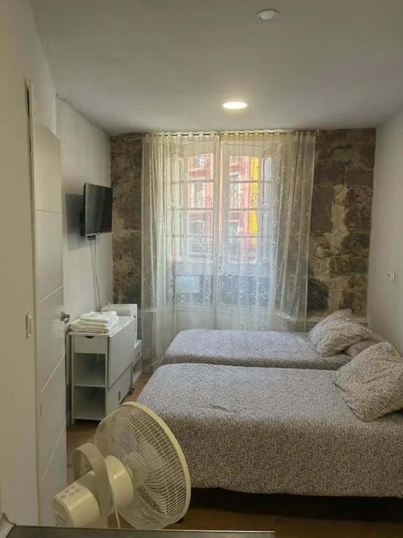 Kleines Doppelzimmer – 1 oder 2 Betten — Hostal San Juan Oyarbide Tolosa