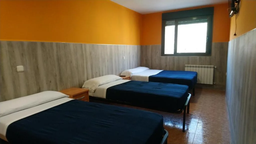Habitación Triple — Hostal San Marcos II