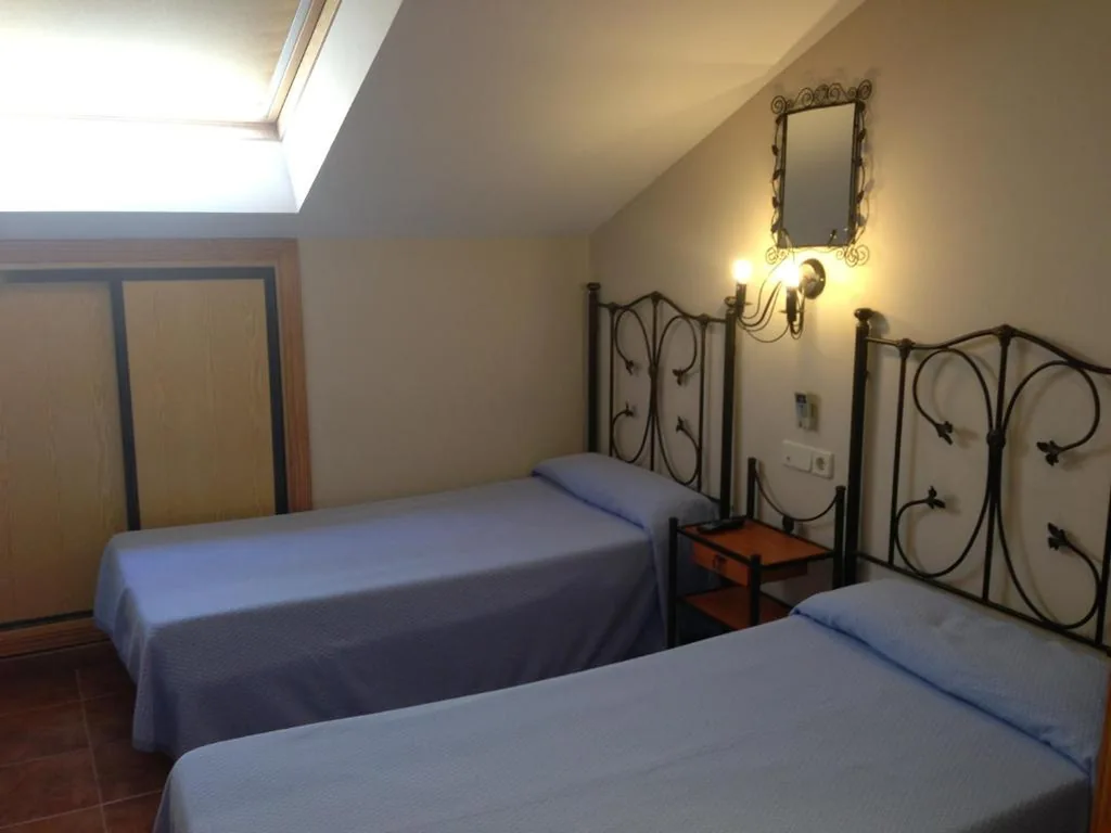Camera doppia — Hostal San Martin