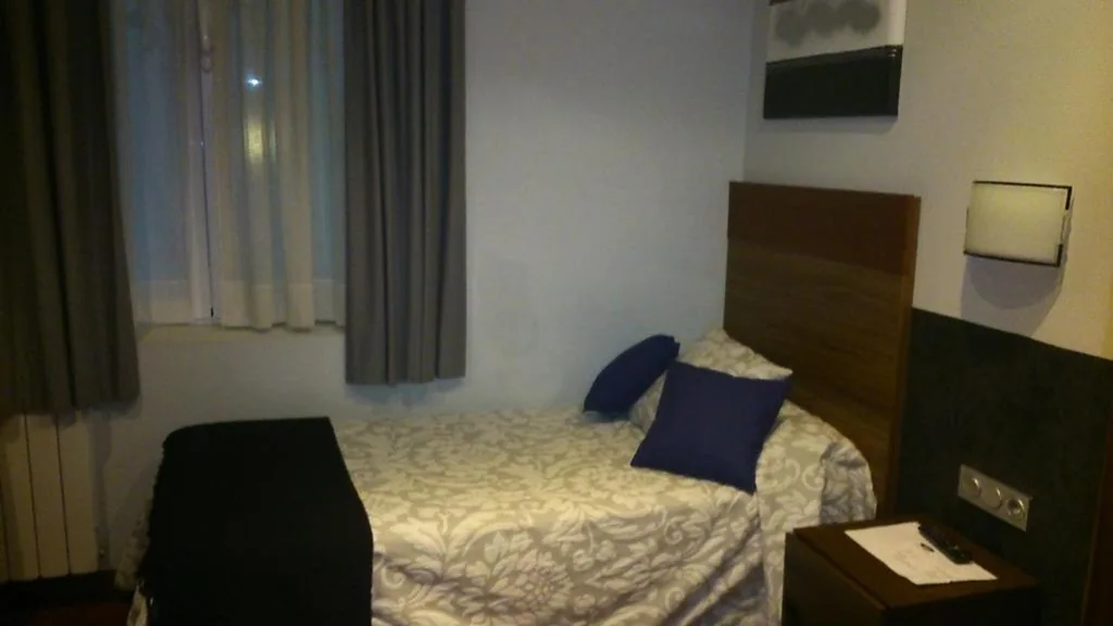 Camera singola (1 adulto) — Hostal San Sebastian Centro