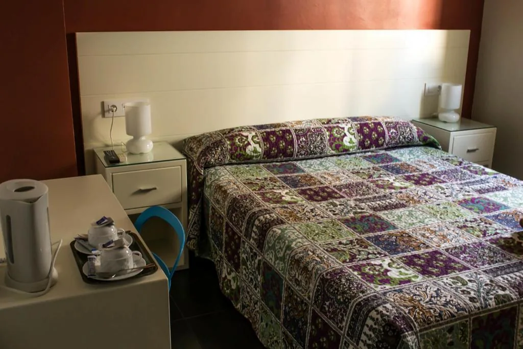 Doppelzimmer – 1 oder 2 Betten — Hostal San Vicente II