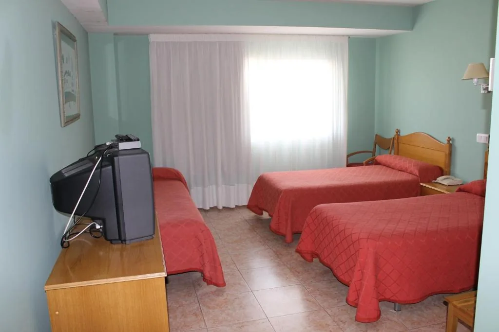 Habitación Triple — Hostal Sandino