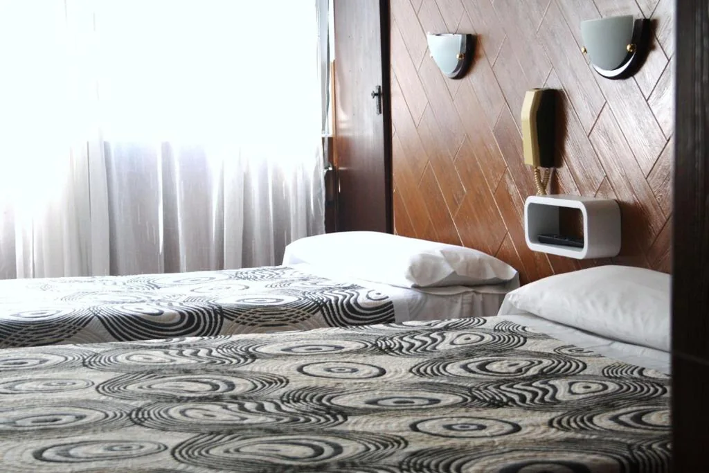 Habitación Triple — Hostal Sanmar
