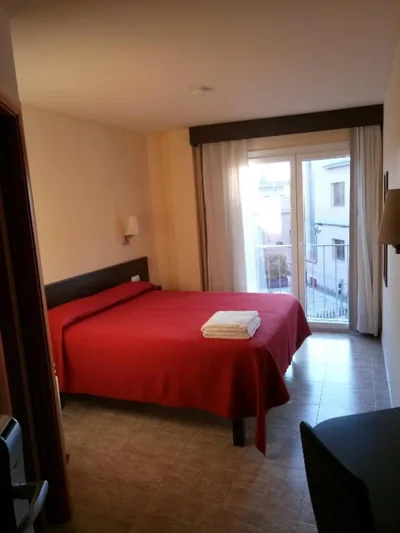 Hostal Sant Sadurní — photo 2