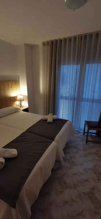 ベッドルーム1室・海の景色を望むアパートメント — Hostal Santa Clara