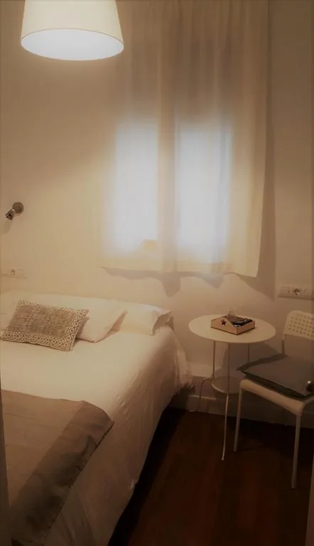 Habitación Individual — Hostal Santa Isabel