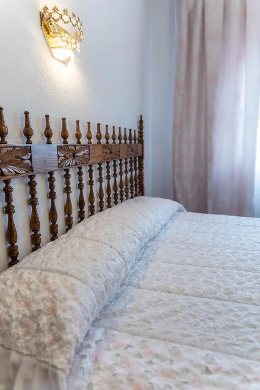 Habitación Doble - 1 o 2 camas — Hostal Santo Domingo de Silos