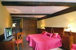 Hostal Santo Grial — Foto 10