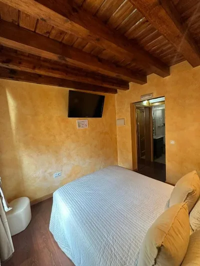 Hostal segovia adults only — foto 4