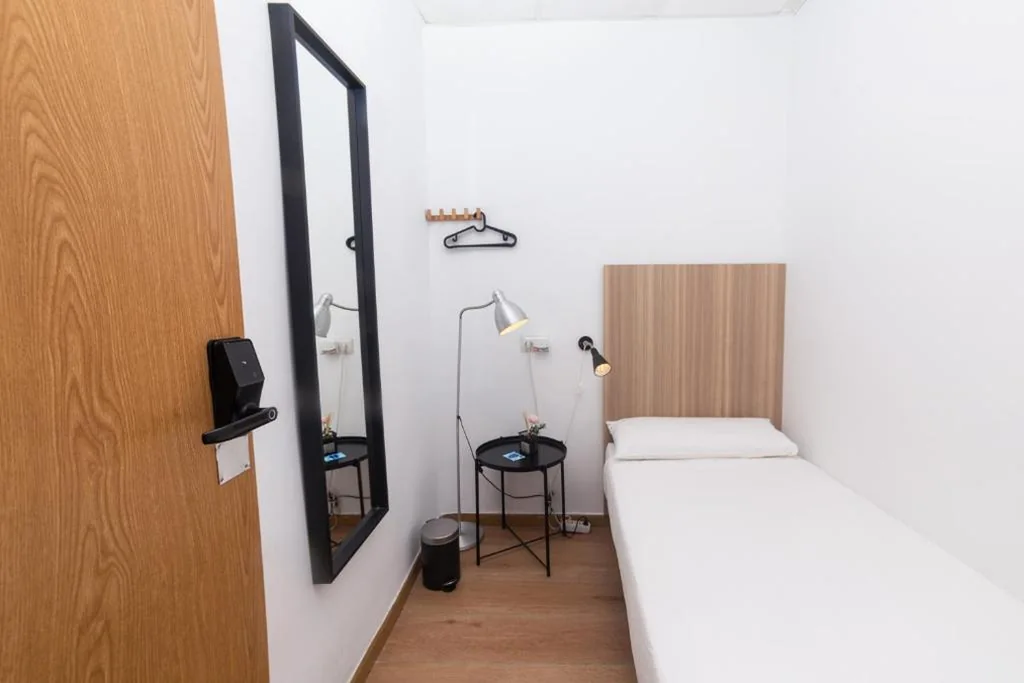 Habitación Individual — Hostal Siesta & Go Nuevos Ministerios