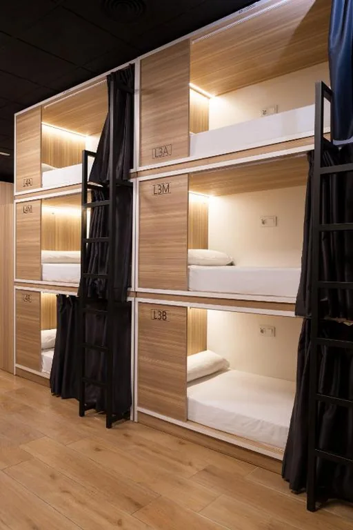 Litera en habitación compartida mixta — Hostal Siesta & Go Nuevos Ministerios
