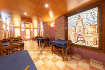 Hostal SIN RECEP24H Puerta de la Villa - Pet friendly & Restaurante — foto 7