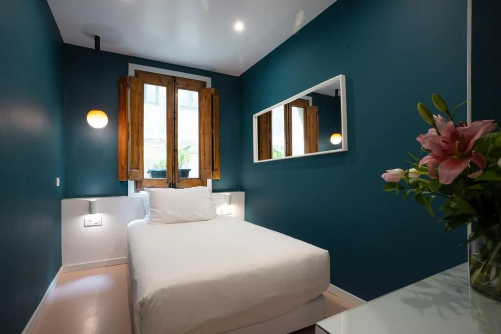 Quarto individual com casa de banho privada exterior — Hostal Sol y K