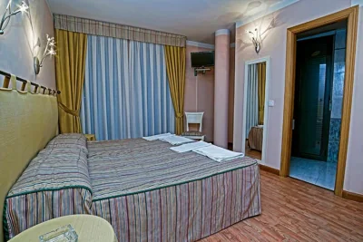 Hostal Stop — Foto 2