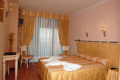 Hostal Stop — Foto 8