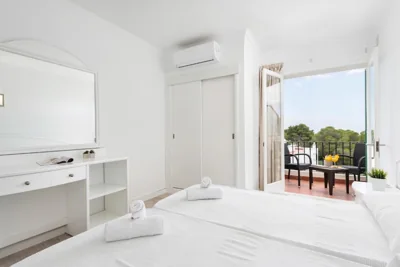 Hostal Talamanca — foto 2