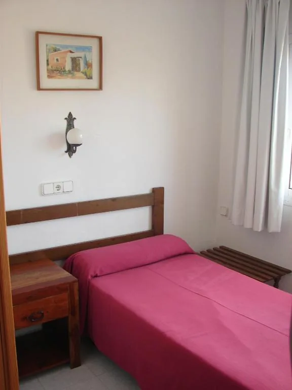 Habitación Individual — Hostal Talamanca