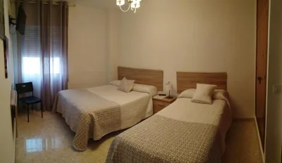 Hostal Tilos — Foto 2