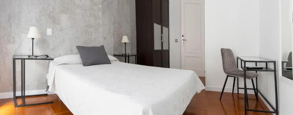 Chambre double - 1 ou 2 lits — Hostal Tokio