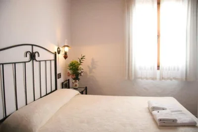 Hostal Torre de Guzmán — Foto 12