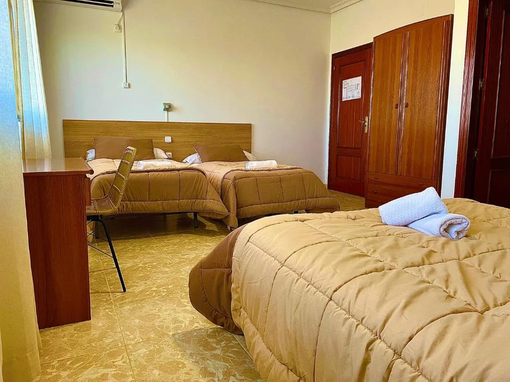 Habitación Familiar — Hostal Torresmancha