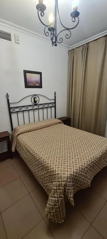 双人间 — Hostal Trajano