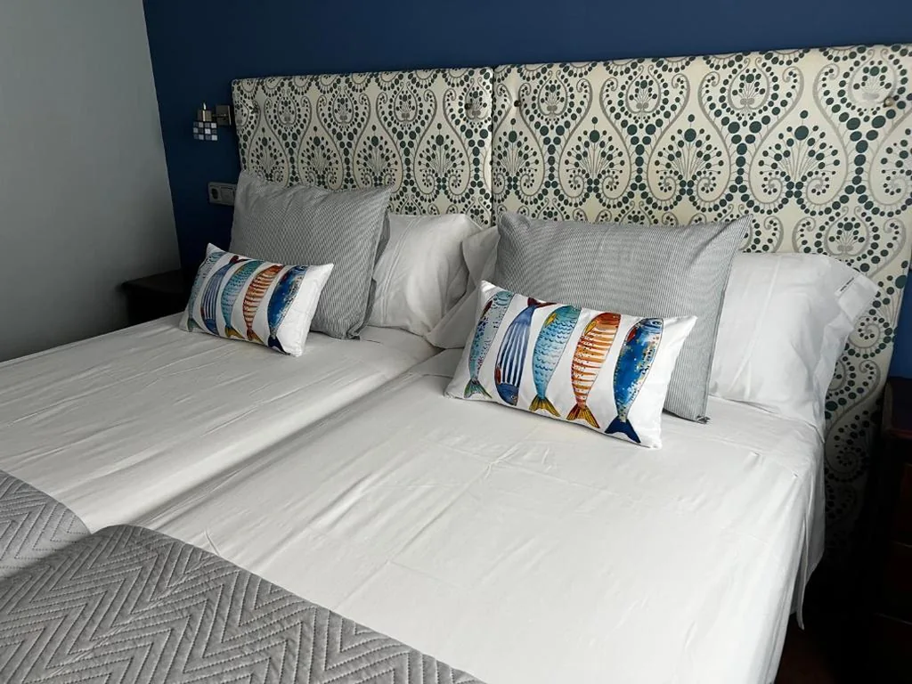 HOSTAL TREVELEZ