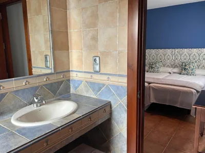 HOSTAL TREVELEZ — Foto 3