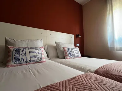 HOSTAL TREVELEZ — Foto 8