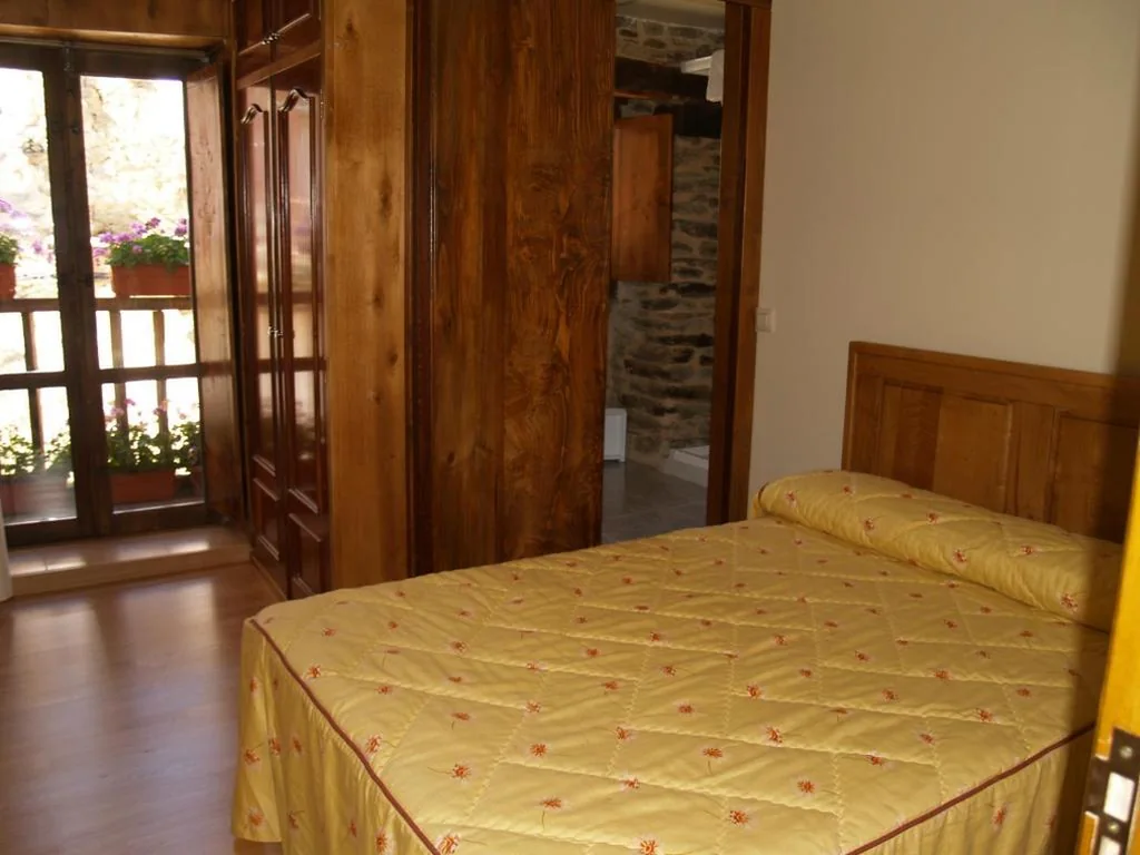 Quarto Individual — Hostal Tribal