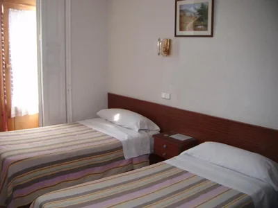 Hostal Tudescos — foto 9