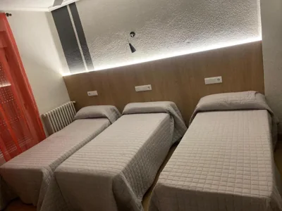 Hostal Uría — Foto 9