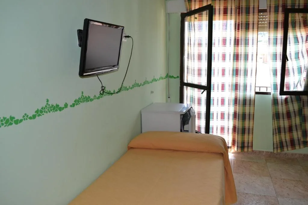 ダブルルーム・シングルベッド1台または2台 — Hostal Vadillo