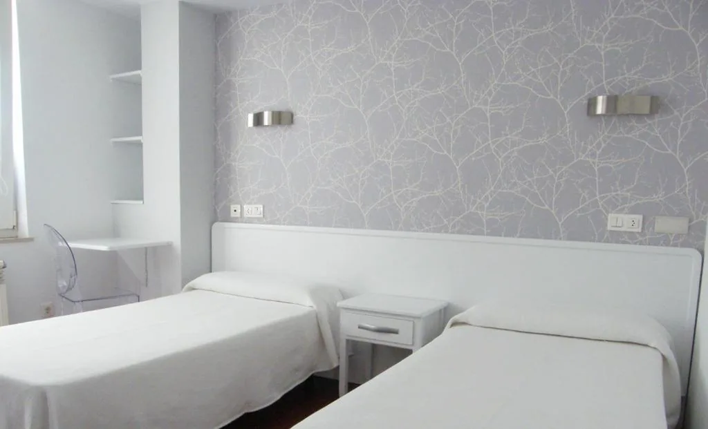 Hostal Valadares