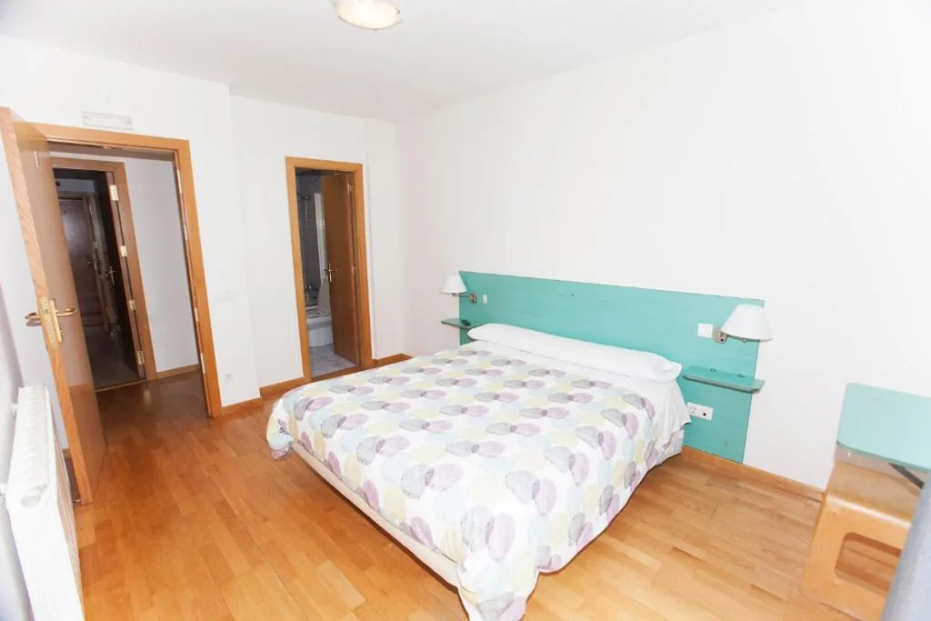 Chambre avec grand lit — Hostal Via Láctea