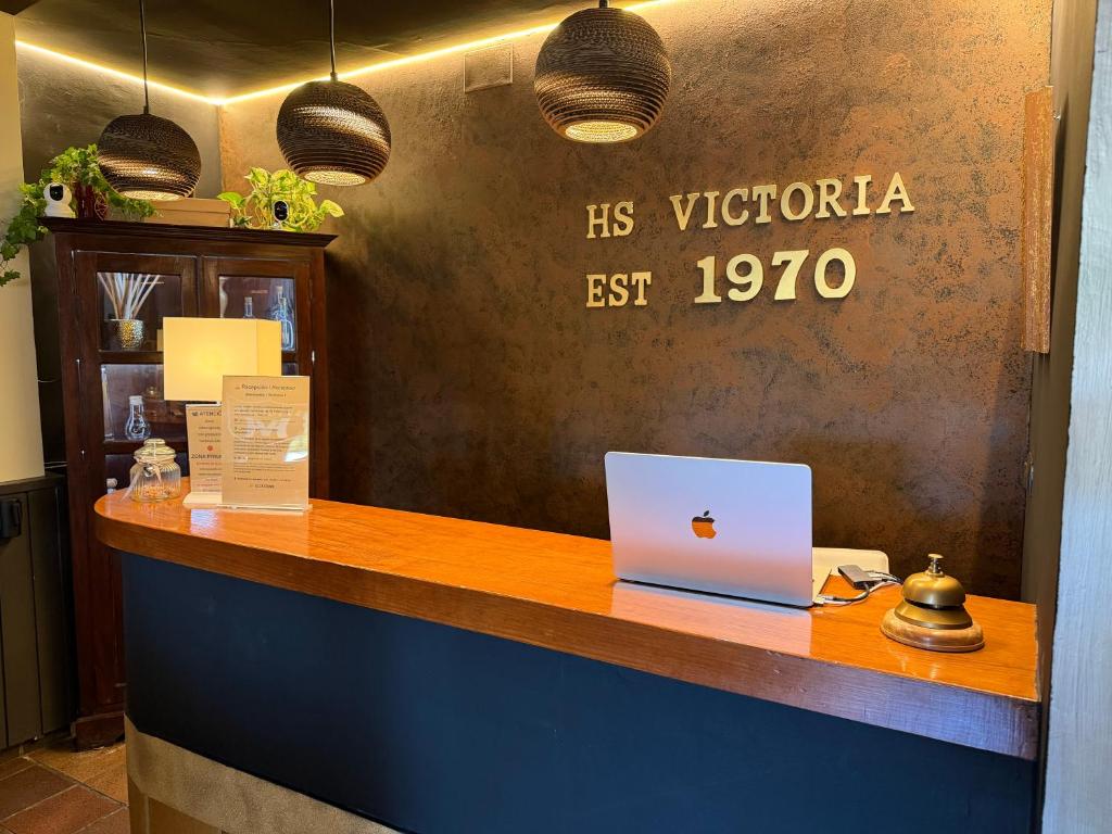Hostal Victoria - SELF CHECK-IN