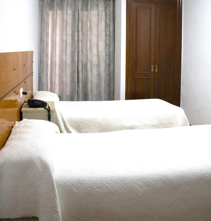Quarto Duplo - 1 ou 2 camas — Hostal Villa