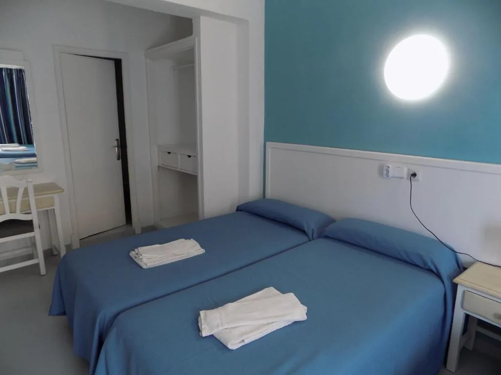 Camera familiare — Hostal Villa Maruja