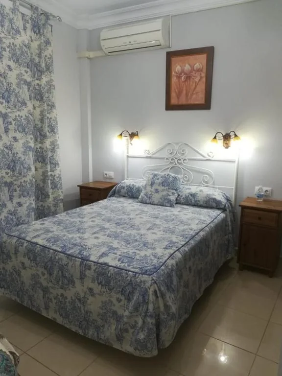 ダブルルーム — Hostal Virgen Del Rocio