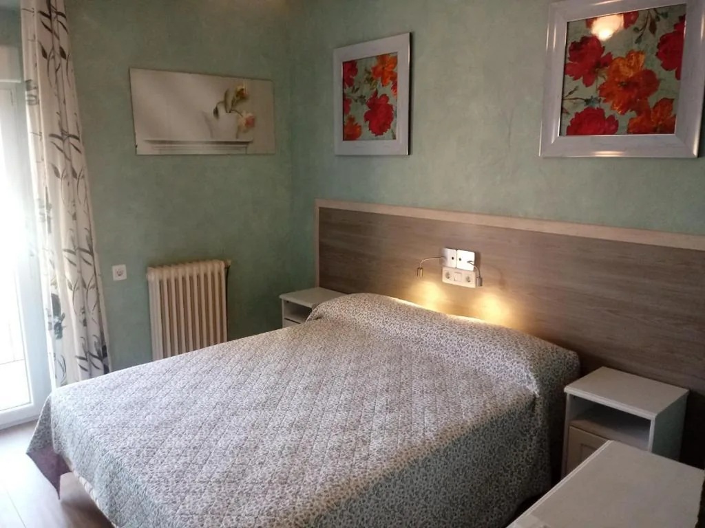 Deluxe-Zimmer – 1 großes Bett — Hostal Welcome2 Alcázar